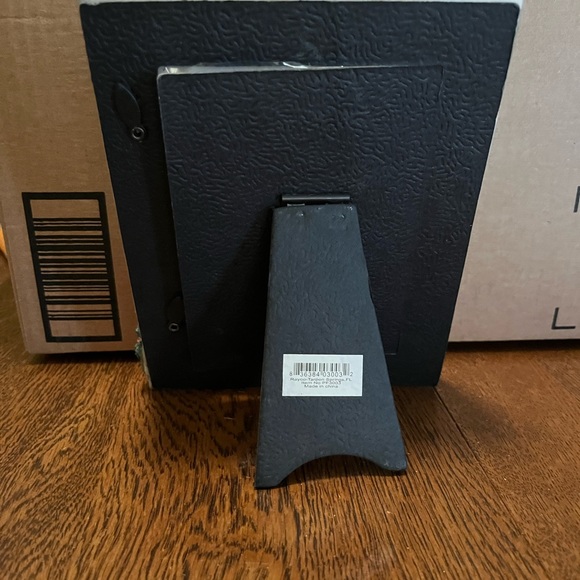 Lighthouse Picture Frame - Picture 2 of 3